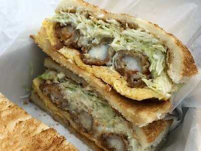 コンパル 栄西店