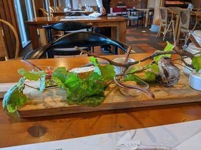 カーブドッチ ガーデンレストラン トラヴィーニュ