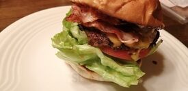 Aki’s Burger In Tirol