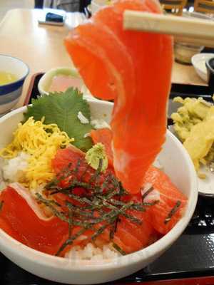 かあちゃんのおむすびの店