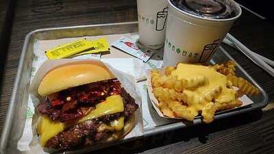 シェイクシャック 東京国際フォーラム店