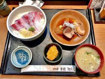 おさかな亭 空港通店