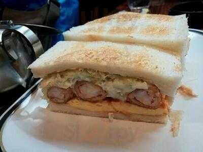 コンパル 栄西店