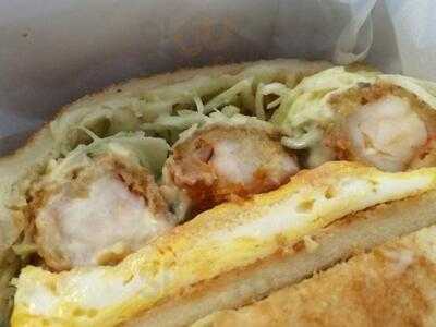 コンパル 栄西店