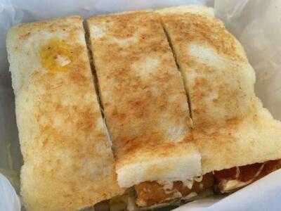 コンパル 栄西店