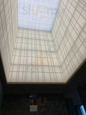 ザ･ラウンジ By アマン