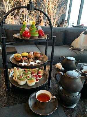 ザ･ラウンジ By アマン