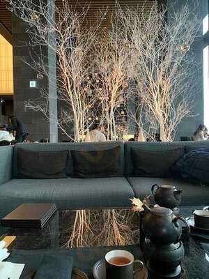 ザ･ラウンジ By アマン