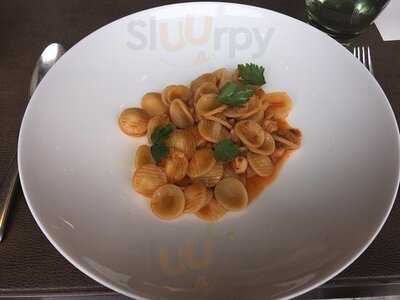 ピャチェーレ(シャングリ・ラ ホテル 東京)