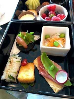 ラウンジバー プリヴェ