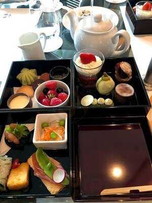 ラウンジバー プリヴェ