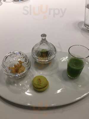 ブラン ルージュ