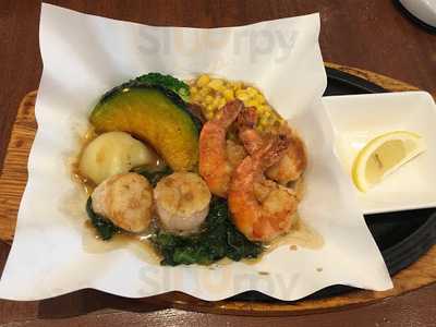 ロイヤルホスト新潟駅前店