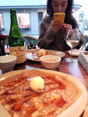 ブレッツカフェ クレープリー 表参道