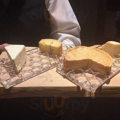 レストラン イソ