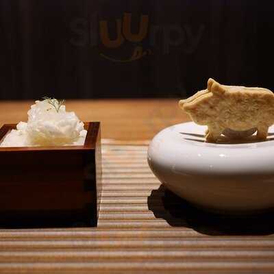 レストラン イソ