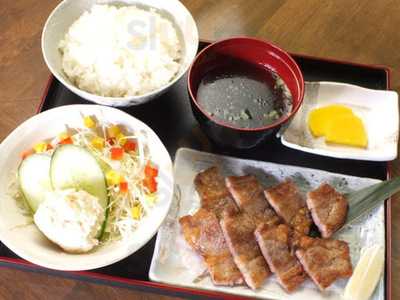 牛本家岡田屋 嵐山和牛串焼き