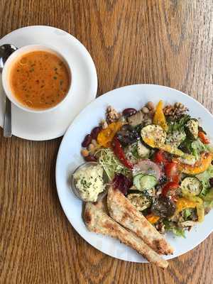 パパジョンズ六角店