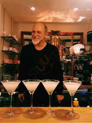 パパジョンズ六角店