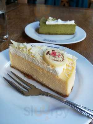 パパジョンズ六角店