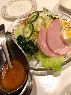 シャモニー 古町店