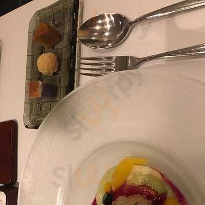 カントニーズ “燕” ケン タカセ