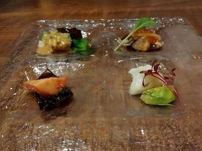 カントニーズ “燕” ケン タカセ