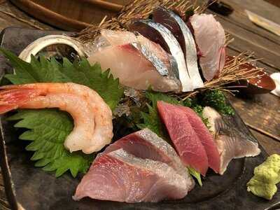 海鮮居酒屋 魚魯こ