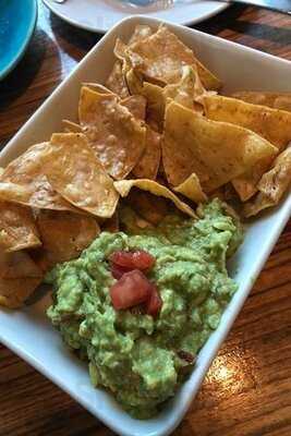 ムーチョ モダン メキシカーノ