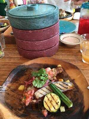 ムーチョ モダン メキシカーノ