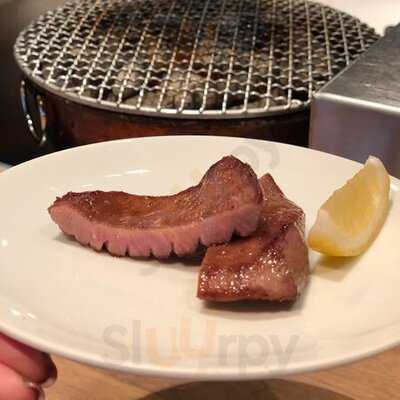 炭火焼肉なかはら