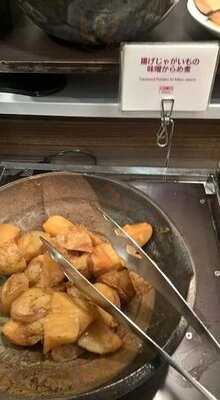 シーズンカフェ