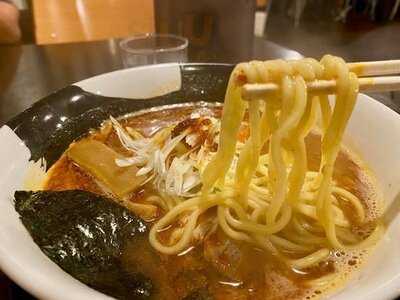 手仕事らぁめん八