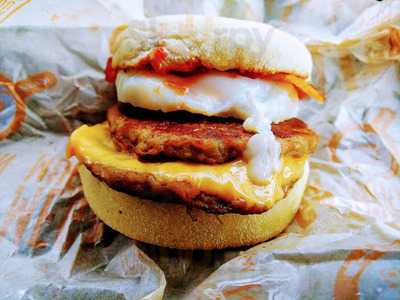 マクドナルド 青山フォーラム店