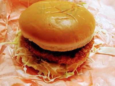 マクドナルド 青山フォーラム店