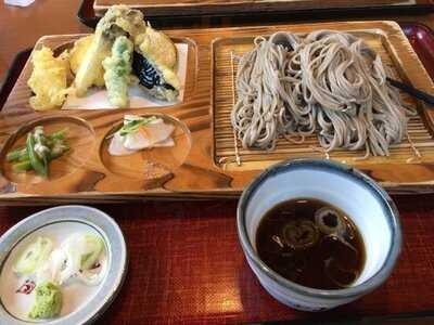 越後十日町小嶋屋新潟店