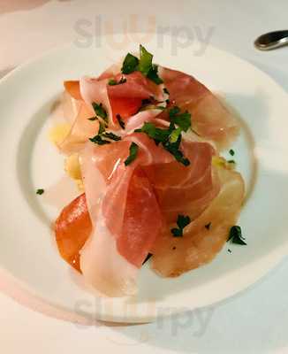 トラットリア グランボッカ