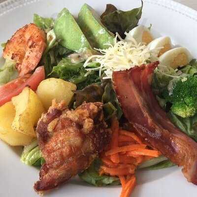 ロイヤルホスト西堀通店