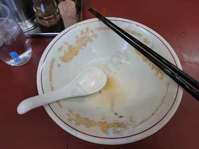 青島食堂東堀店