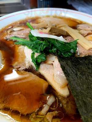 青島食堂東堀店