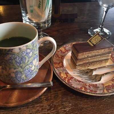 ベーカリー柳月堂