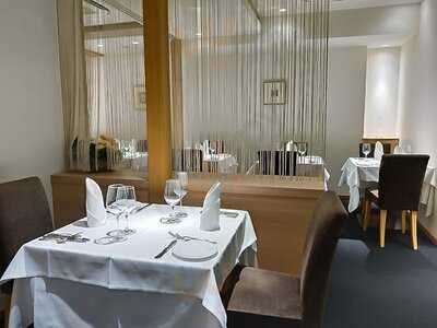 ぎをん萬養軒 本店