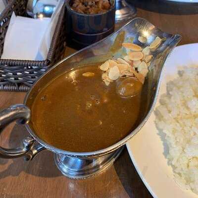 ガヴィアル 神保町店