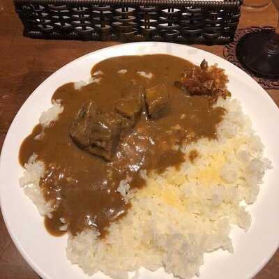 ガヴィアル 神保町店