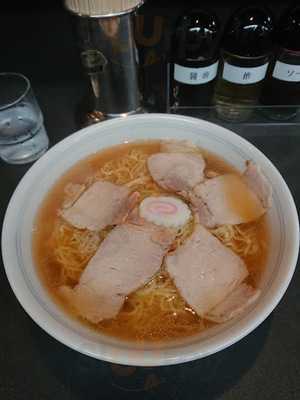 三吉屋 信濃町店