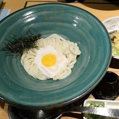 おいしいおうどん つるとんたん Bis Tokyo 丸の内店