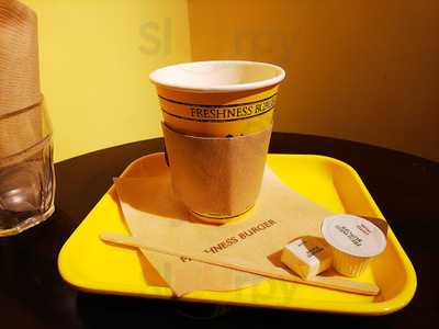 フレッシュネスバーガー ビルボードプレイス店