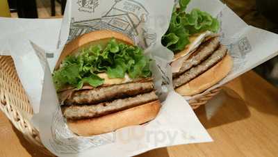 フレッシュネスバーガー ビルボードプレイス店