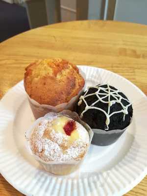 Mrs.elizabeth Muffin イムズ店