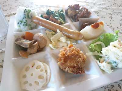 The Courtyard Kitchen